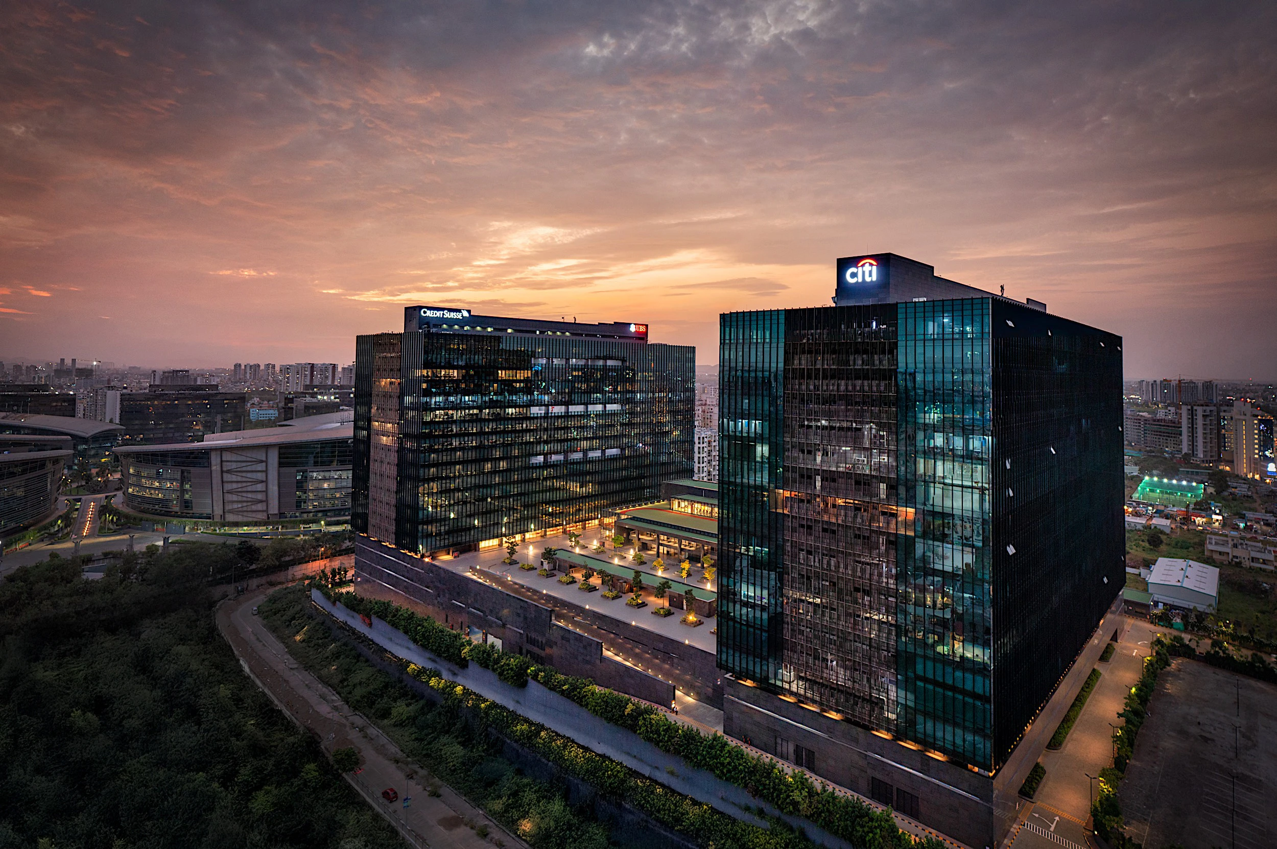 What sets EON Free Zone II apart?