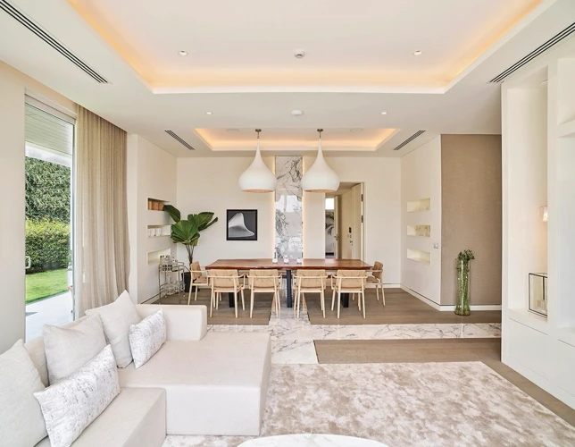 V3 Sea Breeze Dining Room