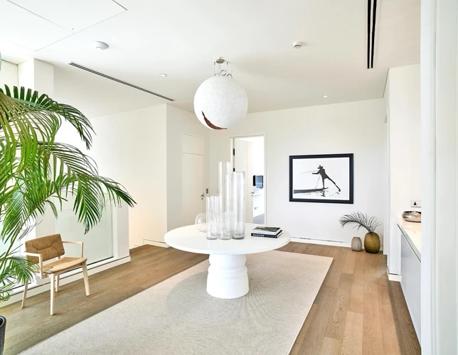 V3 Sea Breeze Lounge