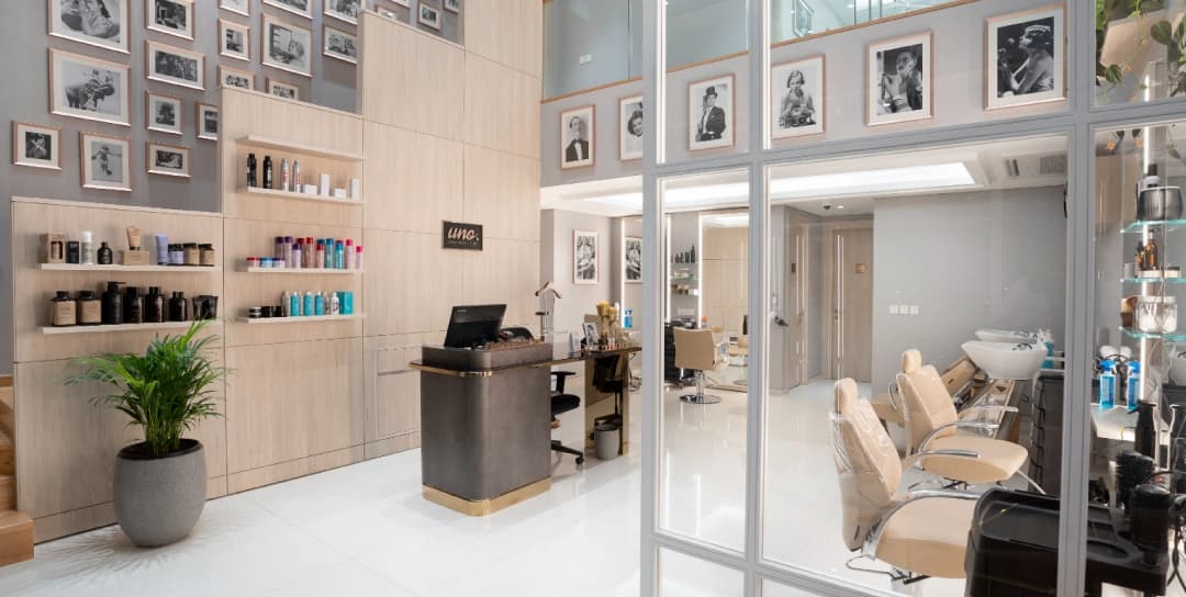 UNO Salon